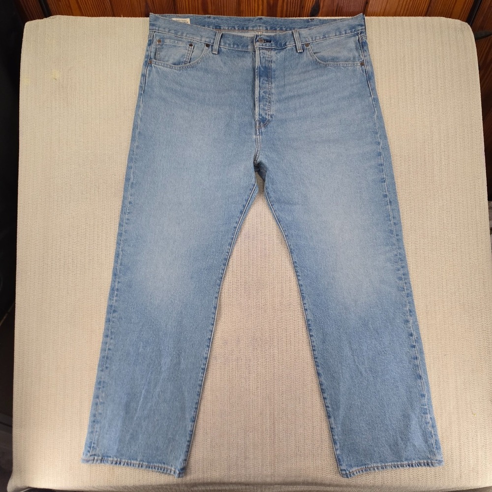 Levis 501 Jeans Mens 44x34 Blue Premium Denim Button Fly Straight Leg Light Wash